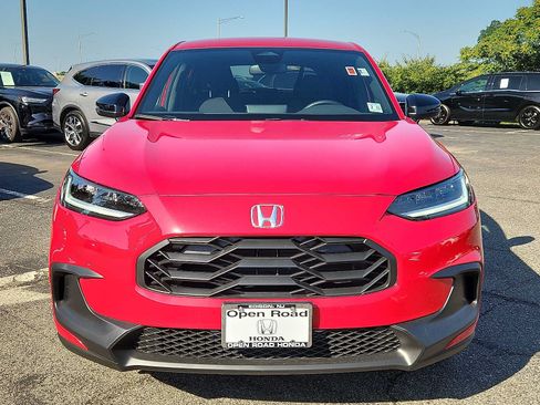 Certified 2026 Honda HR-V Sport image 2