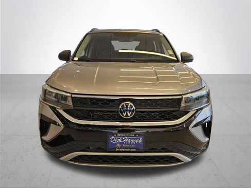 Used 2023 Volkswagen Taos S AWD/4WD image 3