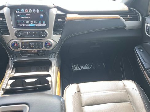 Used 2019 GMC Yukon Denali w/ Denali Ultimate Package AWD/4WD image 14