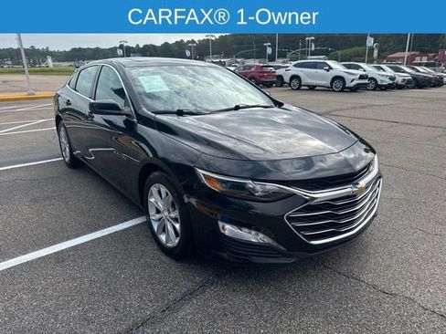 Used 2024 Chevrolet Malibu LT FWD image 2