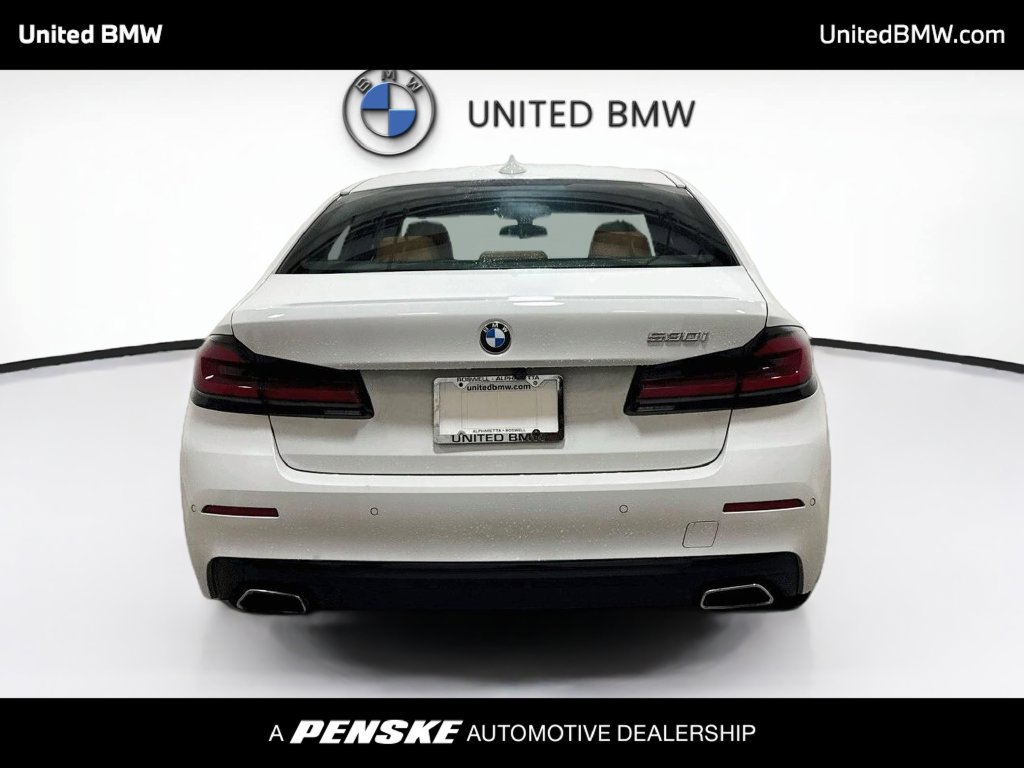 Certified 2023 BMW 530i w/ Premium Package RWD image 6