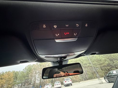 Used 2017 Mercedes-Benz E 300 image 23