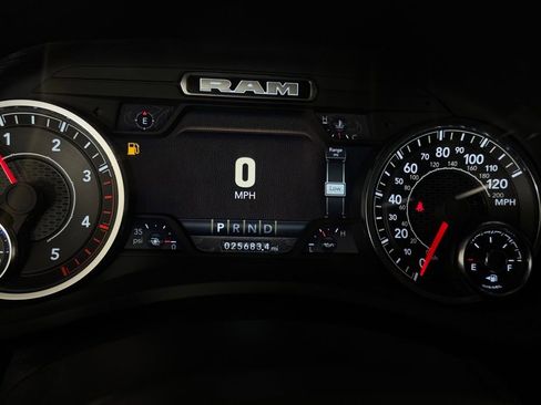 Used 2024 RAM 2500 Laramie AWD/4WD image 22