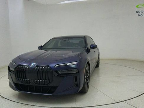 Used 2023 BMW 760i xDrive AWD/4WD image 66