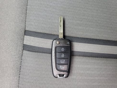Used 2021 Hyundai Sonata SE FWD image 32
