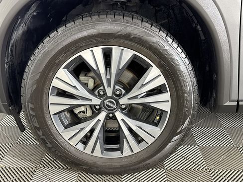 Used 2023 Nissan Rogue SV FWD image 37