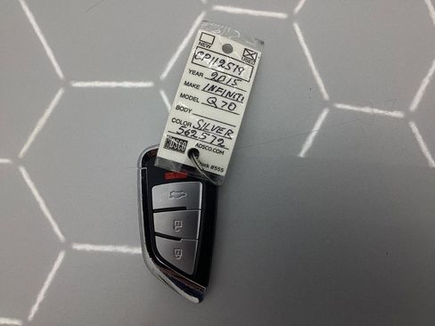 Used 2015 INFINITI Q70 3.7 image 42