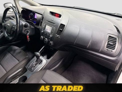 Used 2016 Kia Forte EX FWD image 28