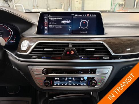 Used 2020 BMW M760i xDrive w/ Luxury Rear Seating Package AWD/4WD image 8