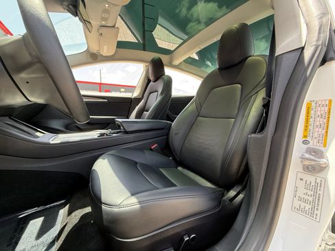Used 2022 Tesla Model 3 RWD image 16