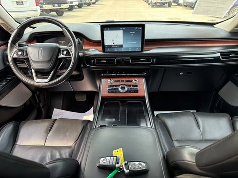 Used 2022 Lincoln Aviator Reserve w/ Equipment Group 201A AWD/4WD image 45