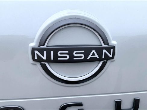 New 2026 Nissan Rogue Platinum w/ Tech Package image 8