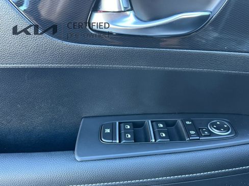 Certified 2024 Kia Forte GT-Line image 12