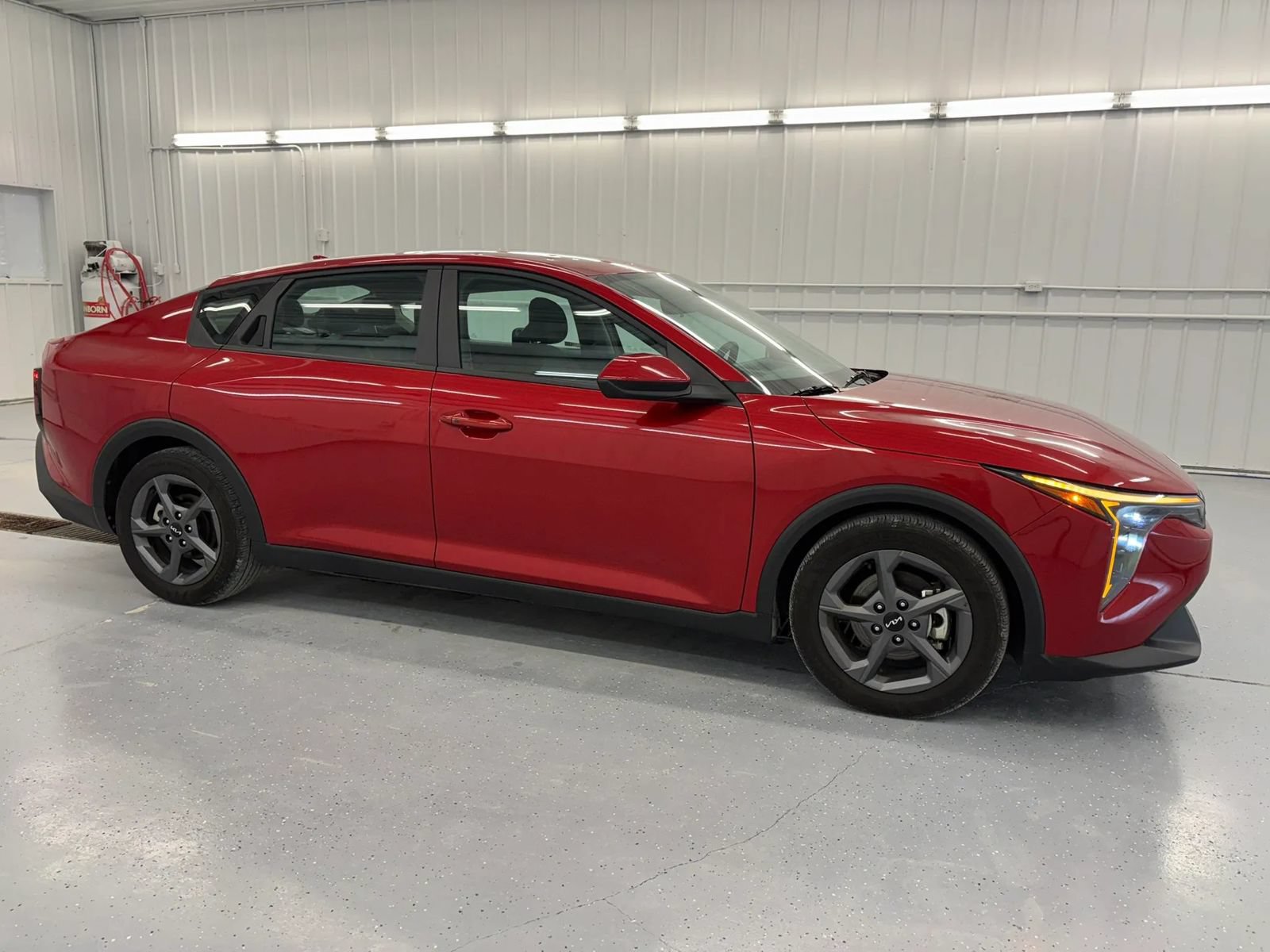 Used 2025 Kia K4 FWD image 14