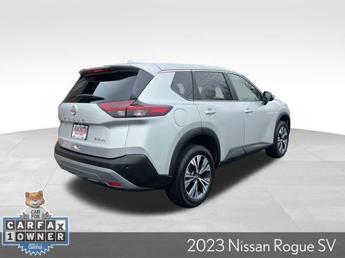 Used 2023 Nissan Rogue SV image 6