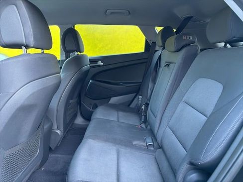 Used 2018 Hyundai Tucson SE AWD/4WD image 16