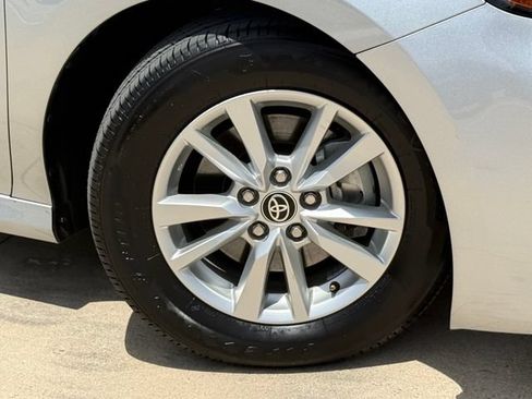 Used 2025 Toyota Camry LE FWD image 2