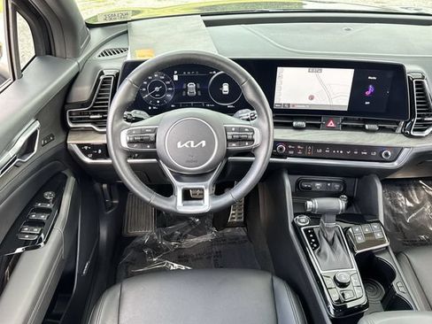 Used 2025 Kia Sportage X-Pro Prestige AWD/4WD image 14
