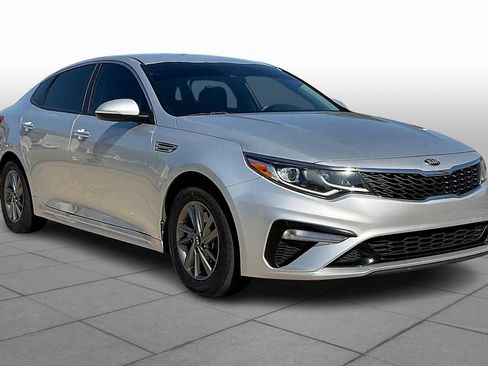 Used 2020 Kia Optima LX image 2
