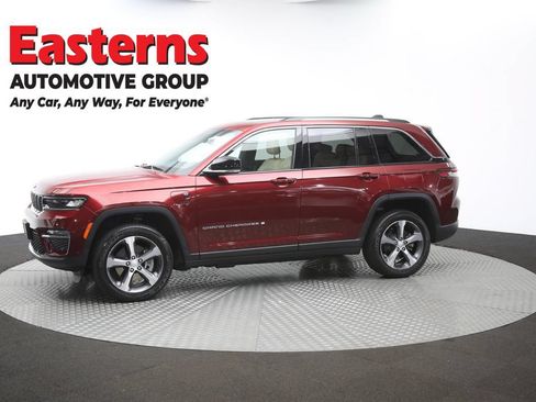 Used 2023 Jeep Grand Cherokee 4WD 4xe w/ Luxury Tech Group II image 60
