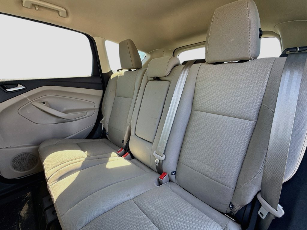 Used 2018 Ford Escape SE FWD image 27