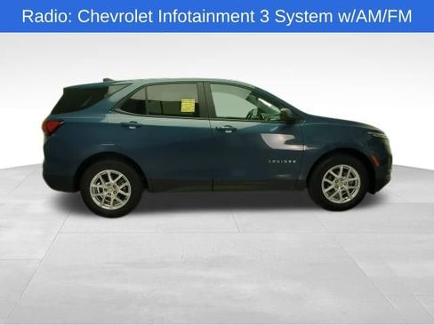 Used 2024 Chevrolet Equinox LS w/ LS Convenience Package image 7