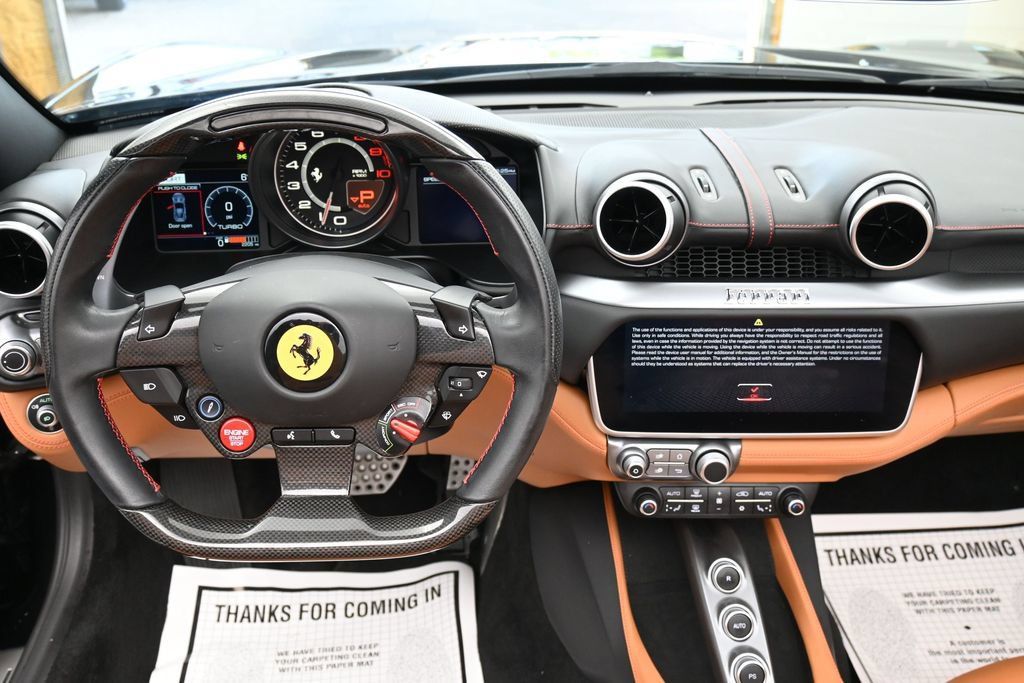 Used 2020 Ferrari Portofino RWD image 11