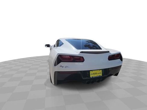 Used 2019 Chevrolet Corvette Stingray Coupe w/ 1LT image 7