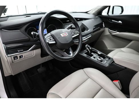Certified 2023 Cadillac XT4 Premium Luxury w/ Cold Weather Package FWD image 11