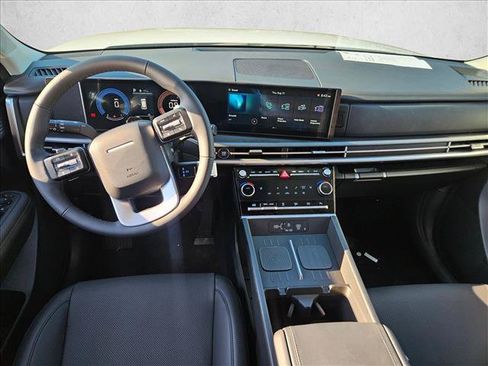 Used 2026 Hyundai Santa Fe SEL FWD image 9