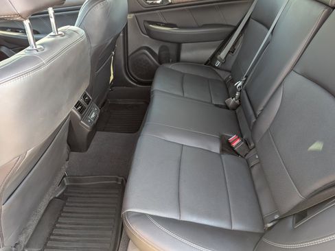 Used 2018 Subaru Outback 3.6R Limited image 9