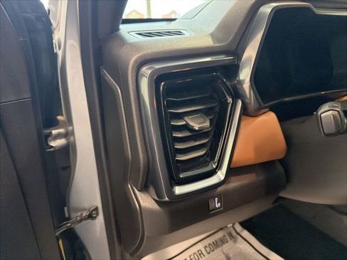 Used 2024 GMC Canyon AT4 AWD/4WD image 15