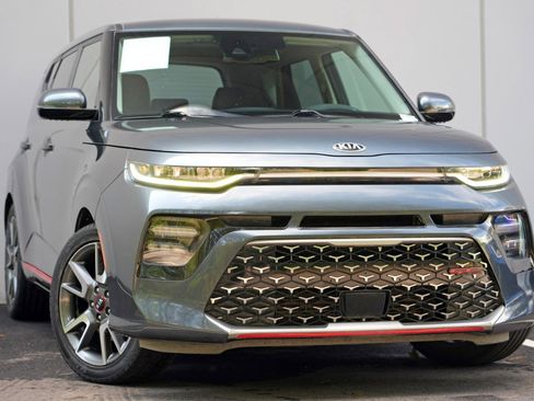 Used 2020 Kia Soul GT-Line Turbo FWD image 2
