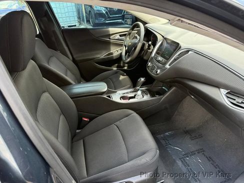 Used 2020 Chevrolet Malibu LT FWD image 9