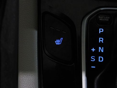 Used 2018 Hyundai Ioniq Limited FWD image 52