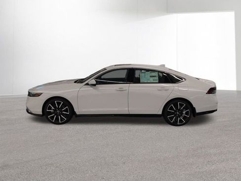 New 2025 Honda Accord Touring image 29