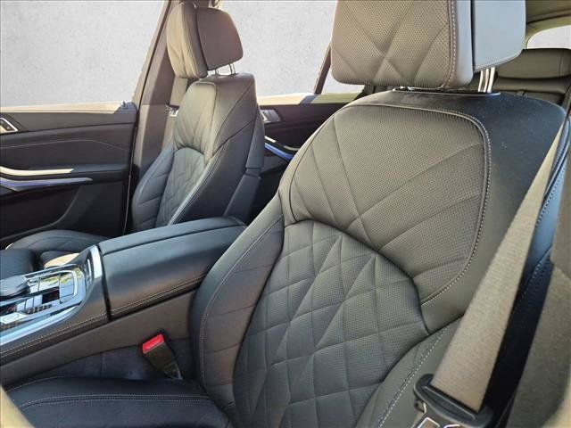 Used 2026 BMW X5 xDrive40i w/ Climate Comfort Package AWD/4WD image 14