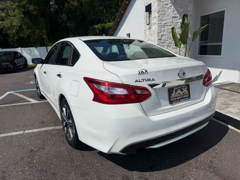 Used 2016 Nissan Altima 2.5 S w/ Power Driver Seat Package FWD image 11