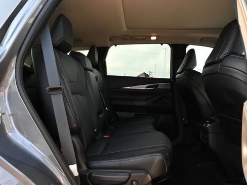 Used 2023 INFINITI QX60 Luxe w/ Cargo Package AWD/4WD image 19