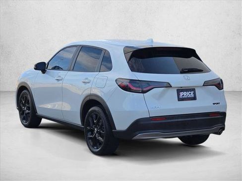 Used 2023 Honda HR-V Sport image 7