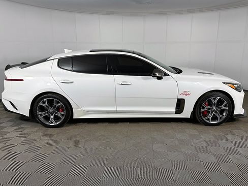 Used 2019 Kia Stinger GT1 image 14