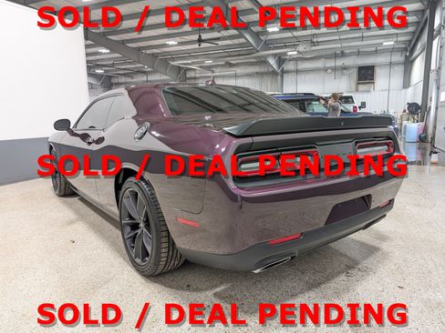 Used 2021 Dodge Challenger R/T w/ Plus Package image 5