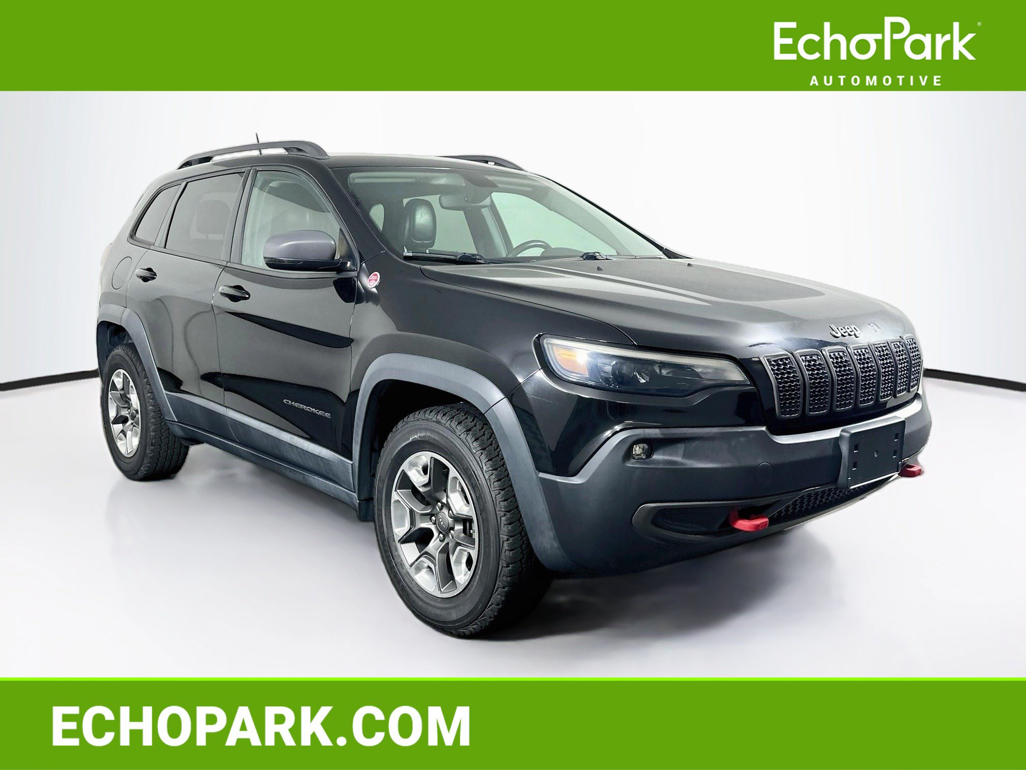 Used 2019 Jeep Cherokee Trailhawk AWD/4WD image 1