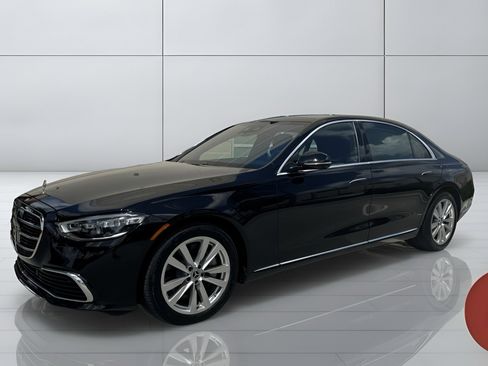 Used 2025 Mercedes-Benz S 500 4MATIC image 4