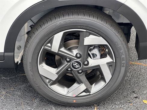 New 2026 Hyundai Venue SEL image 19