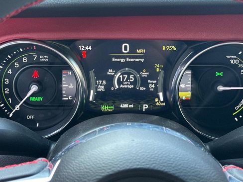 Used 2023 Jeep Wrangler Unlimited Rubicon 4xe image 29