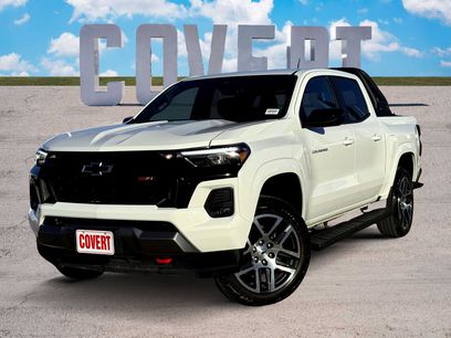 Used 2024 Chevrolet Colorado Z71 w/ Z71 Convenience Package 2