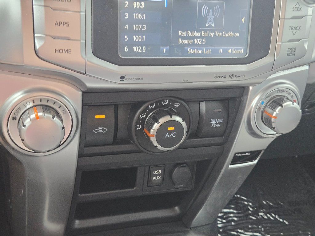 Used 2018 Toyota 4Runner SR5 Premium AWD/4WD image 26