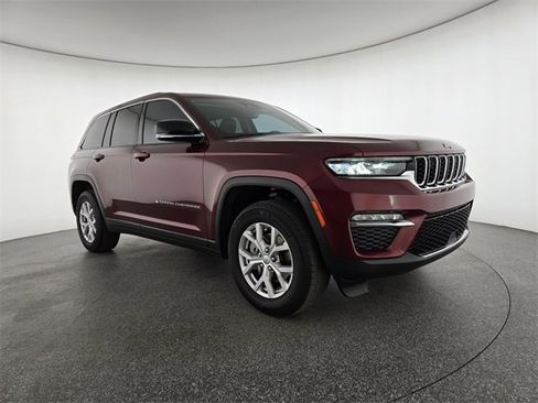 Used 2022 Jeep Grand Cherokee Limited image 14