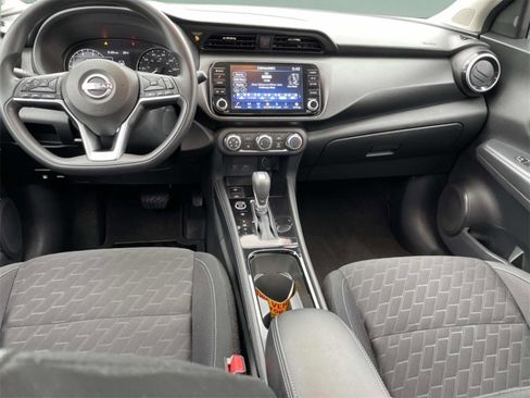 Used 2024 Nissan Kicks SV image 7